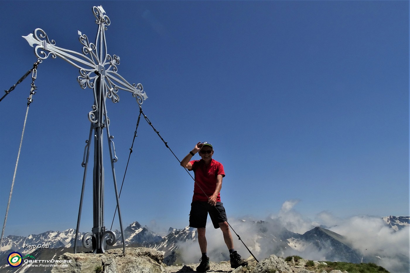 59 Alla bella croce di vetta del Corno Stella (2620 m).JPG